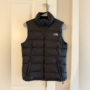 Women’s North Face Puffer Vest size Small